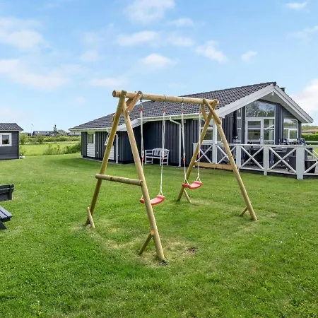 Gustava Holiday home *