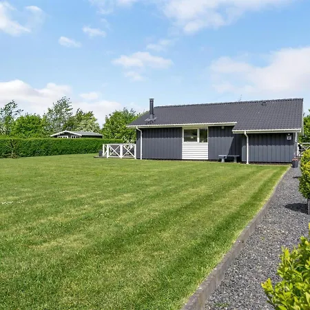 Gustava - 700m From The Sea By Interhome * Nedre Lysabild