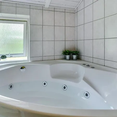 Gustava - 700m From The Sea By Interhome * Nedre Lysabild